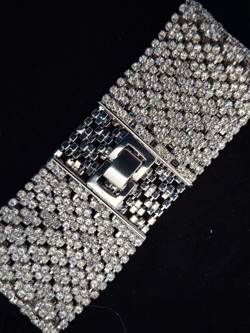 KR Wide Band Sparkling Silver Rhinestone Bracelet - Picture 3 of 6